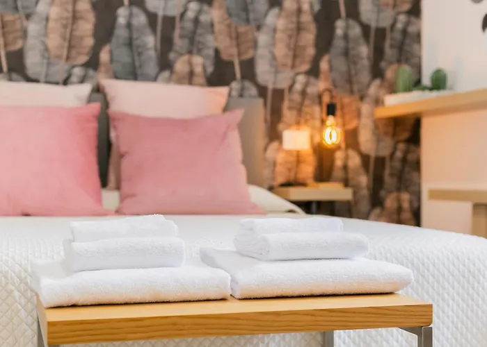 Centrale-nel Cuore Di Bari- A 5min Dalla Stazione-mucciaccia Design Bari