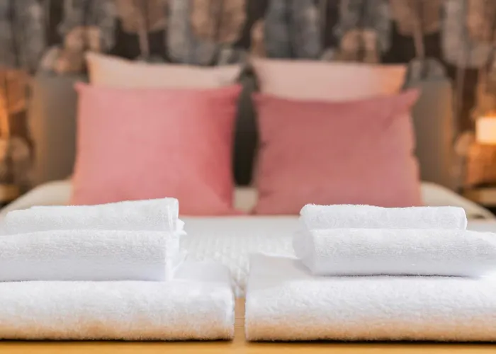 Centrale-nel Cuore Di Bari- A 5min Dalla Stazione-mucciaccia Design Апартаменты Бари