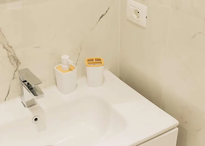 Apartment Centrale-nel Cuore Di Bari- A 5min Dalla Stazione-mucciaccia Design *