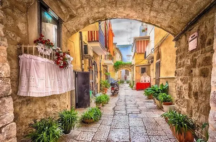 Apartment Centrale-nel Cuore Di Bari- A 5min Dalla Stazione-mucciaccia Design Bari